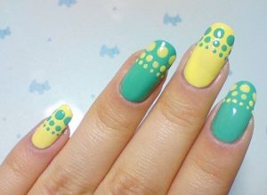 Imágenes de uñas color verde y amarillo